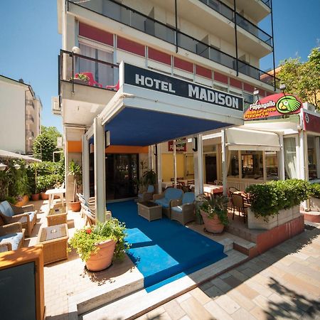 Hotel Madison ริชโชเน ภายนอก รูปภาพ